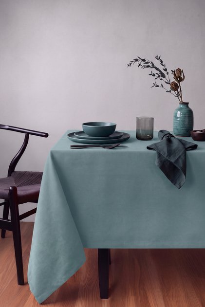 Velvet Textured Seamless Tablecloth, Sapphire Mint
