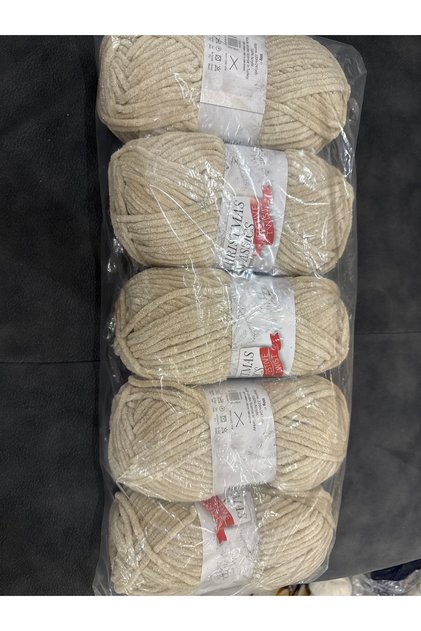 etrofil ihraç fazlası simli kadife ip 500 gram