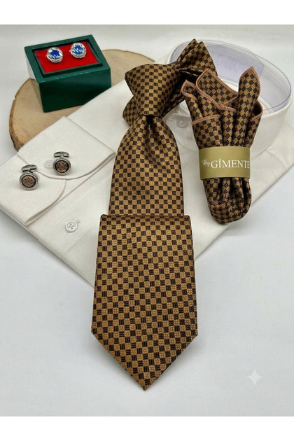 Classic 7.5 cm Tie Set with Gold Patterned Handkerchief