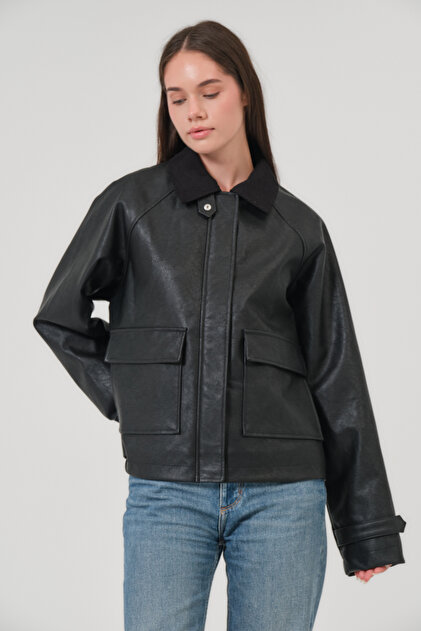 Women's coat women's faux leather short coat
