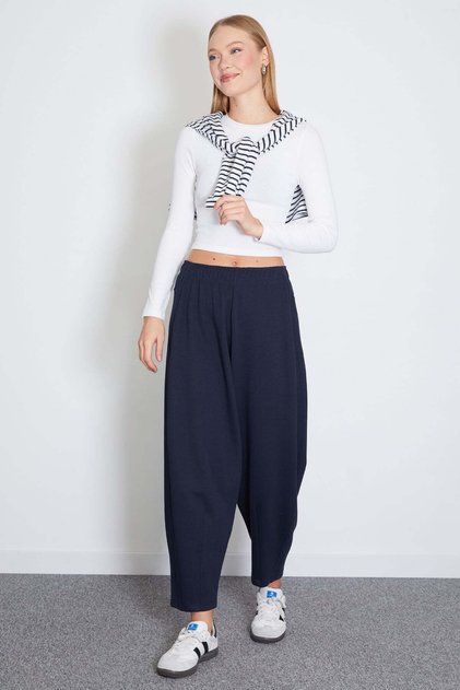 Elastic Waist Ribbed Shalwar Sweatpants