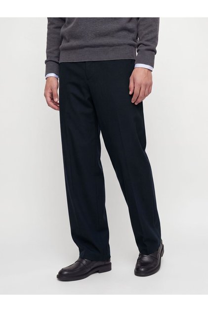 Pantaloni clasici cu croială largă