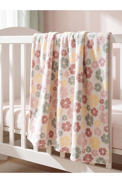 I Flower Embroidered Plush Blanket from Freezen Store