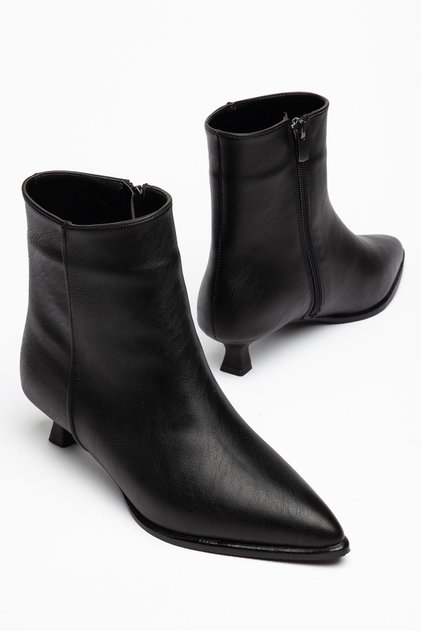 Thin Heeled Zippered Women's Boots