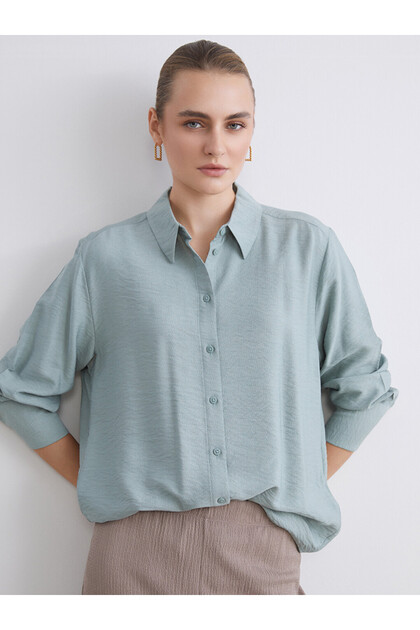 Loose Cut Women's Shirt