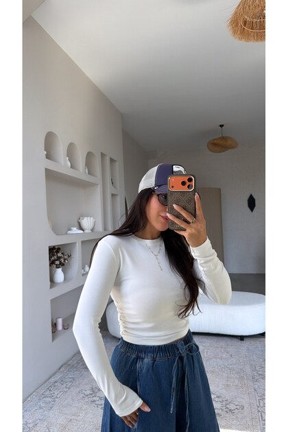 Ecru Side Gathered Long Sleeve Cotton Basic