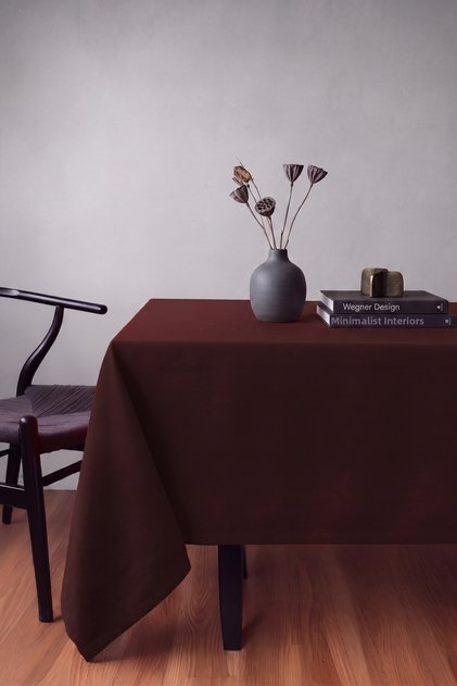 Velvet Textured Seamless Tablecloth, Sapphire Plum