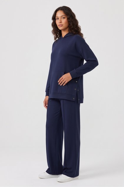 Kadın Kapüşonlu Yanları Çıt Çıt Detaylı Sweatshirt ve Nervürlü Pantolon Lacivert Alt Üst Takım