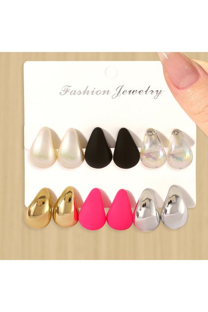 Style 3 Classic Fashion Waterdrop Stud Earrings Punk Smooth Teardrop Earrings Set Charming Women's D