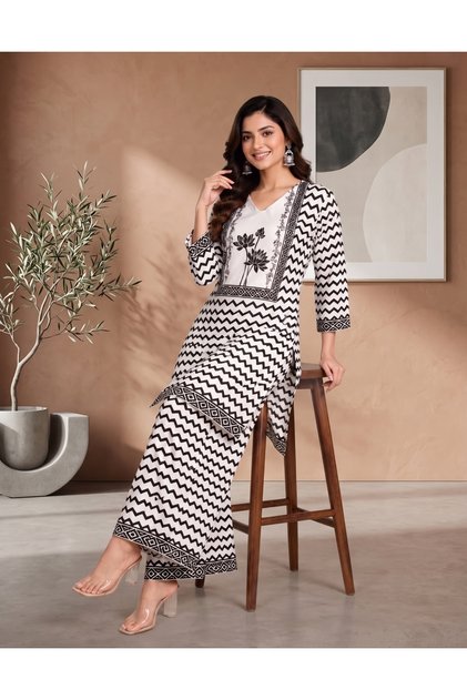 Women co-ord set, Black & White Zigzag Print