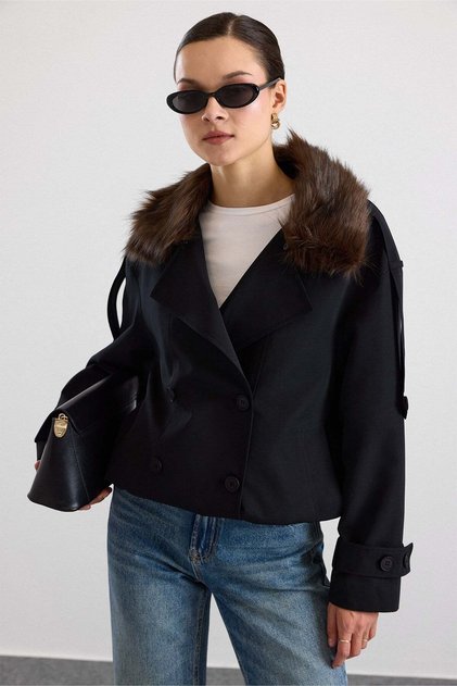 Removable Fur, Elastic Waist, Water Repellent Short Trench Coat Black 6909