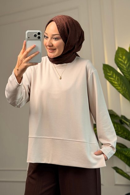 6747 - Comfortable, Casual Basic Modak Women's Long Sweatshirt with Side Slits