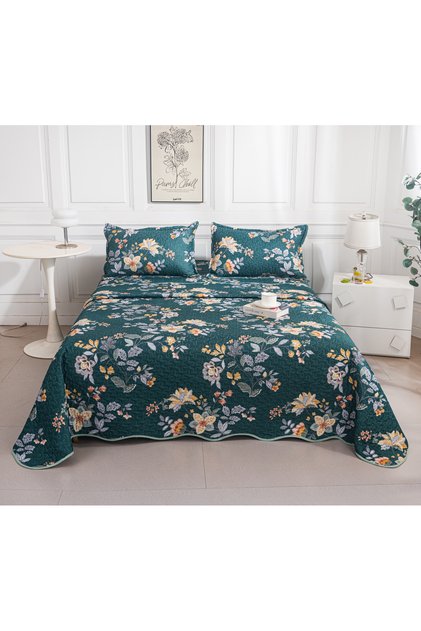 Set Cuvertura Pat Matlasata Reversibila, 2 Fete, 3 Piese, 220x240 cm, 2 Fete Perna 52x72 cm