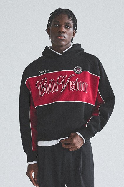 Kontrast baskılı kapüşonlu sweatshirt