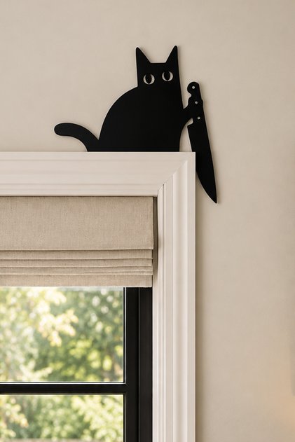Siyah Kedi Kapı Süsü – Cadılar Bayramı Dekoru, Bıçaklı Kedi Figürü, Kapı Köşesi ve Raf Dekoru, Kedi Severlere Hediye