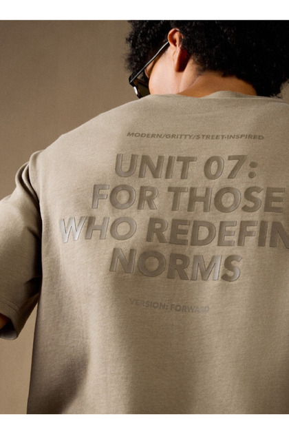 Youth Regular Fit Crew Neck Typographic Print T-shirt