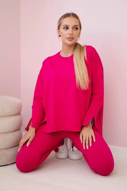 Set top și pantaloni oversize fucsia cu decolteu decupat frontal