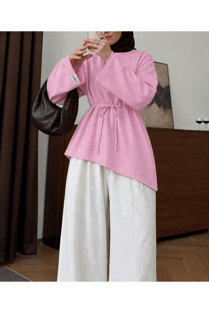 Asimetrik Kesim Bisiklet Yaka Bluz - Toz Pembe