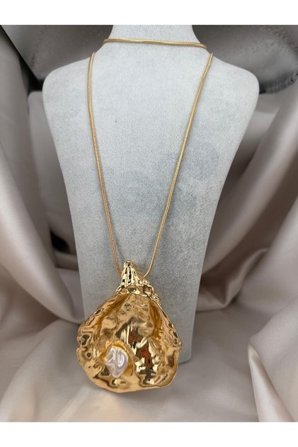 Seashell Statement Necklace – Large End Long Design Women's Necklace with Baroque Pearl Detail