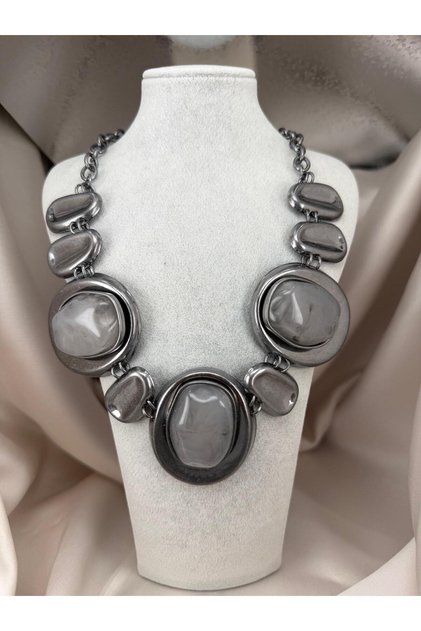 Anthracite Gray Stone Statement Necklace – Metallic Design with Large Stone Detail, Stylish and Elegant Women's Necklace