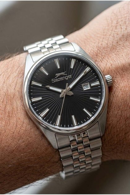 Silver Men's Wristwatch | 41mm Stainless Steel Case, Black Dial, Stylish and Classic