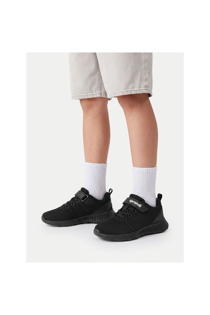 Adidași băieți 5907964271215 Negru