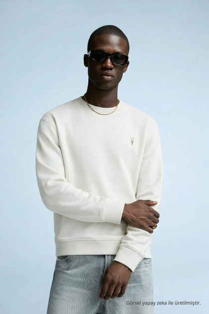 Men's Embroidered Shiny Ecru Sweatshirt