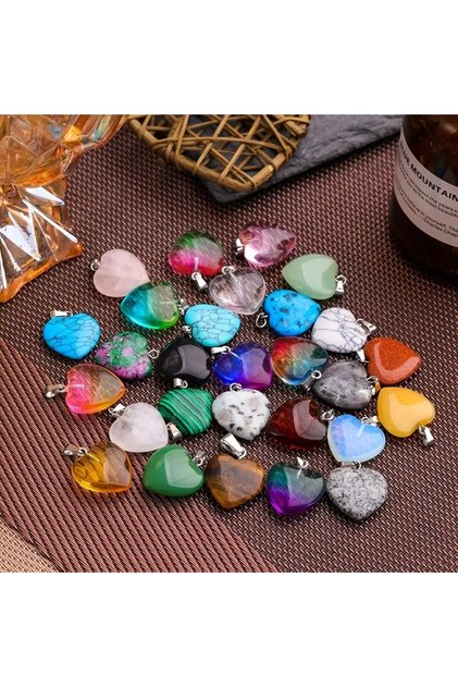 Mix color 10pcs 10pcs/lot Random Mixed Color Heart Shaped Stone Crystal Pendants Charms Beads For DI
