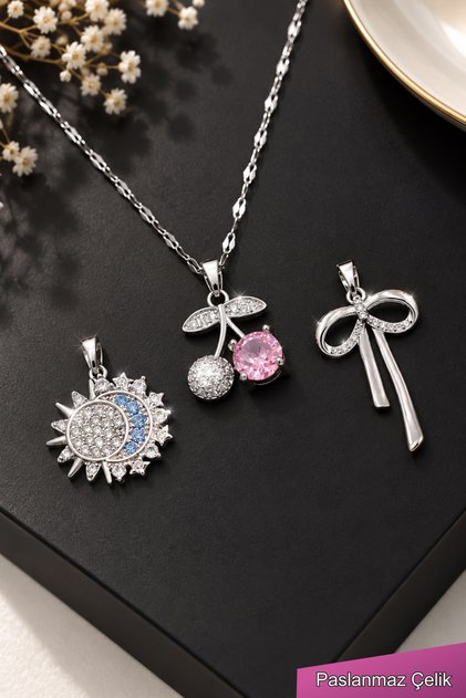 Silver A+ Steel Necklace Set with Interchangeable Pendant – 3-Piece Women's Necklace