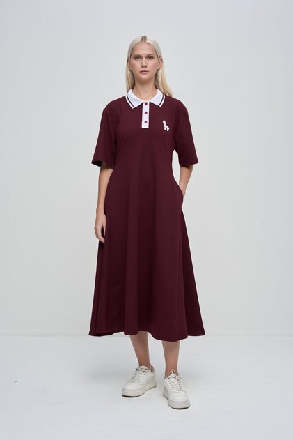Rochie evazată cu guler polo