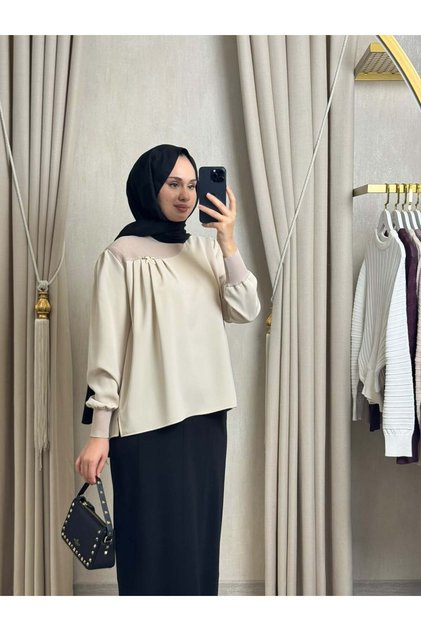 4466 Ön Pens Detaylı Yakası Broşlu Tunik Bej