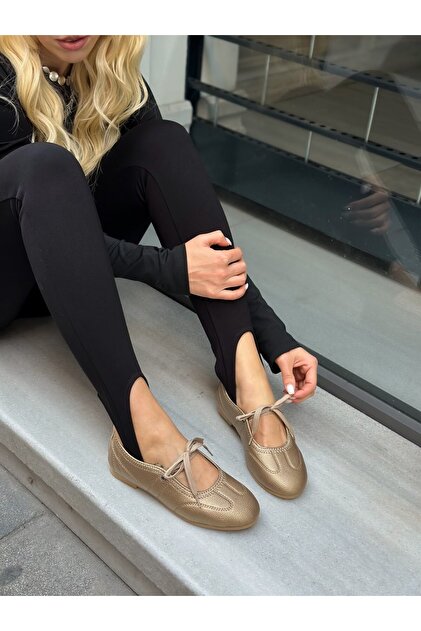 Gold Skin (Soley) Lace Detail Women's Sports Shoes
