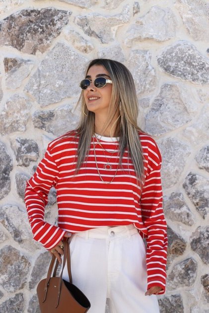 Red Standard Size Striped Crew Neck Tshirt