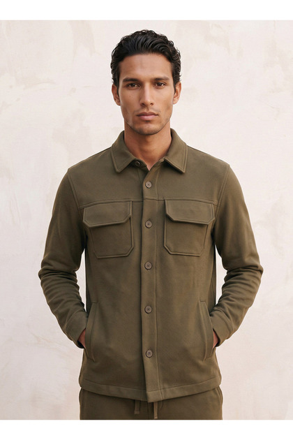 Smart Shacket with Pockets