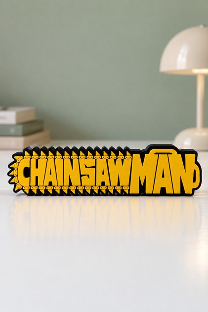 Chainsaw Man Logo Raf Dekoru | Anime Temalı Masa Üstü Figür