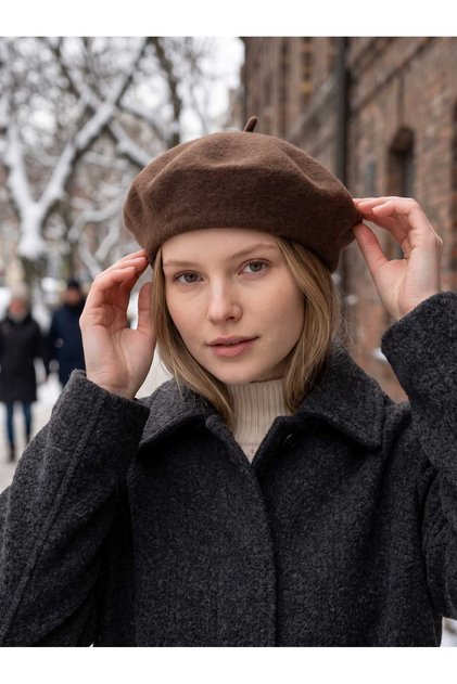 Women's Painter Angora Beret