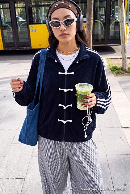 Lacivert Polar Oversize/Geniş Kesim Dik Yaka Çin Düğmeli Şeritli Örme Sweatshirt TWOAW27SW00129
