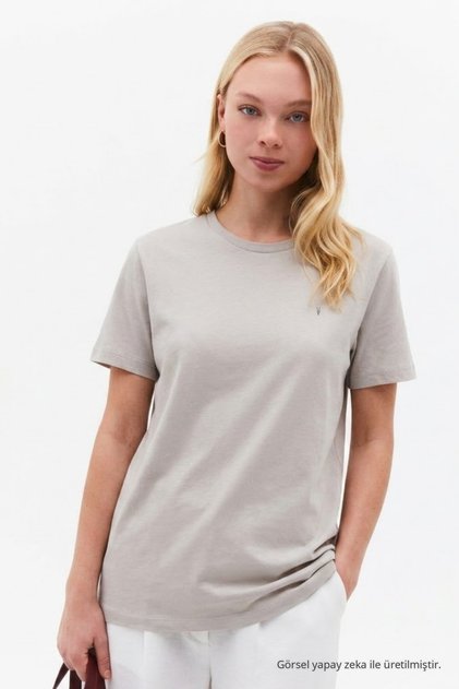 Women's Crew Neck Loose Basic Gray T-Shirt