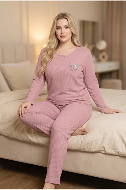 Kadın Büyük Beden Gül Kurusu Çiçek Nakışlı Düğmeli Interlok Pijama Takımı