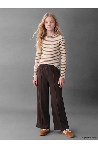 Girl's Brown Knitted Pants