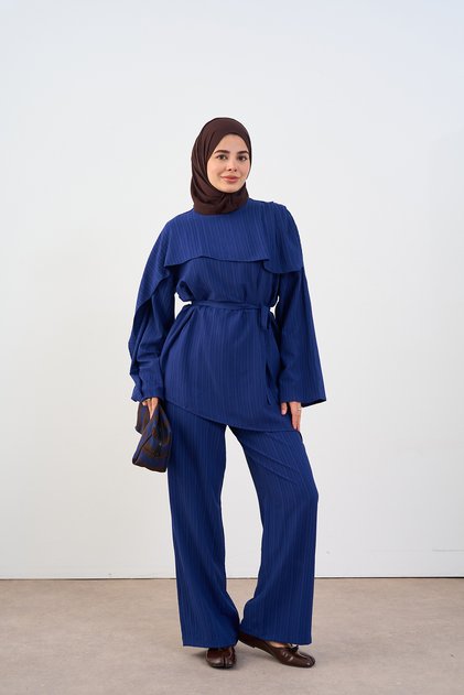 Women's Self-Patterned Collared Cape and Waist Tie Suit, Saks Blue