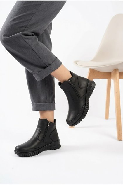 Women's Leather Boots Zippered Winter Boots Casual Stylish Boots