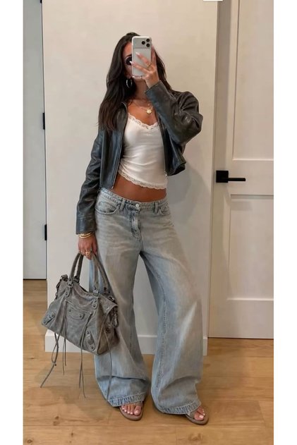 Kadın İnce Askılı Dantelli Crop Top Bluz