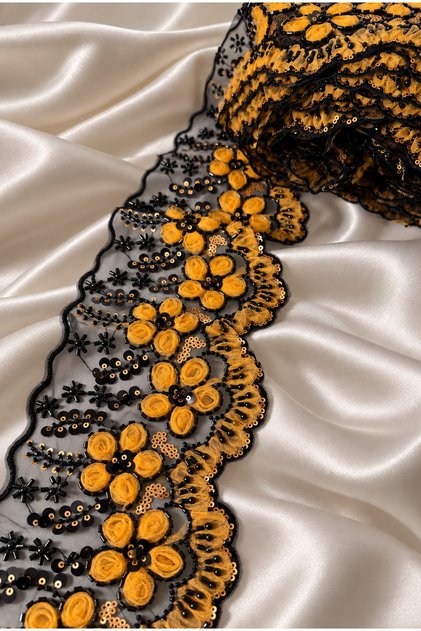 Floral Sequin and Beaded Lace Appliqué Ribbon [1 meter]