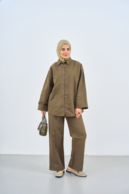 Women's Lace Button Detailed Shirt Collar Suit in Fat Green