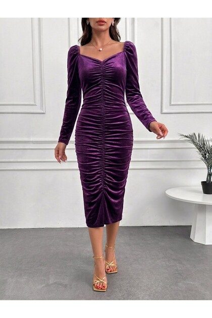 Women's Ruched Detail Velvet Dress