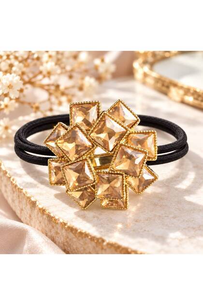 Flexible Hair Band with Shiny Stones and Metal Detail - Stylish Women's Hair Accessory