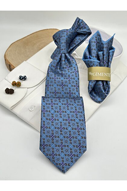 Classic Tie with Blue Patterned Handkerchief