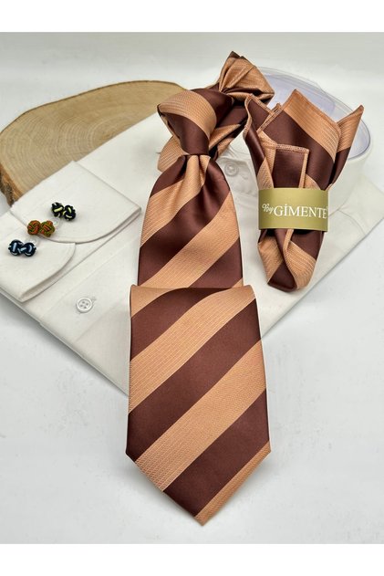 Classic Tie with Black Striped Handkerchief