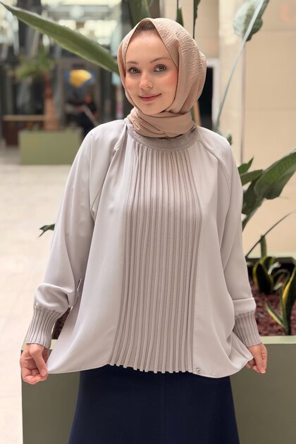 Tunic with Pleated Knitwear Detail on the Front